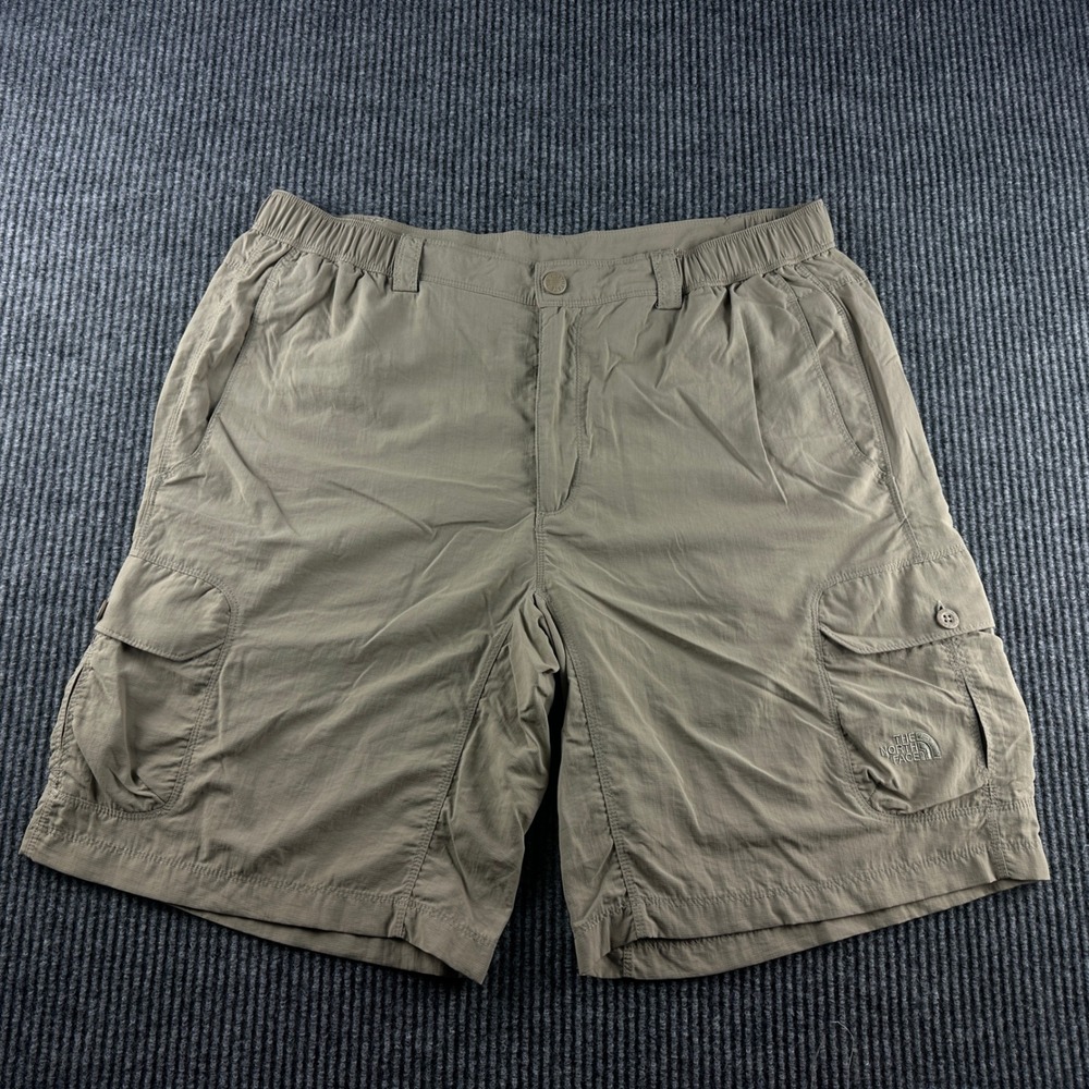 The North Face Mens Khaki Tan Nylon Ripstop Cargo Shorts Large Regular 9 Inseam